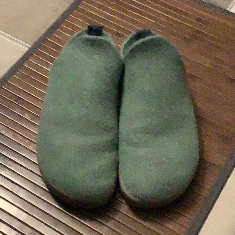 Asportuguesas Women's round toe mules COME green Moss  39